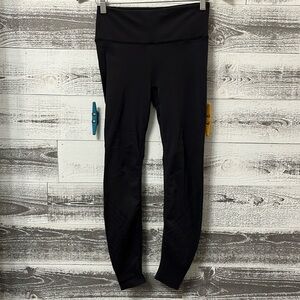 Lululemon M GUC Black Leggings/Running Tights Laser Cut Detail